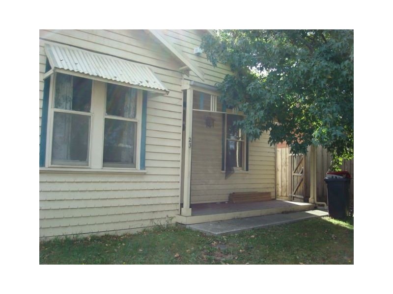 23 Thomas Street, Clayton VIC 3168
