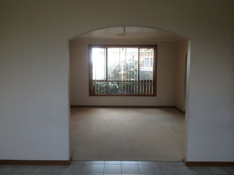 2/39 Patrick Street, Oakleigh East VIC 3166