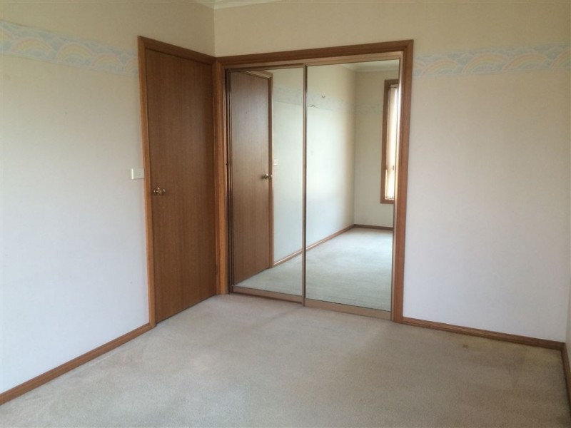 2/39 Patrick Street, Oakleigh East VIC 3166