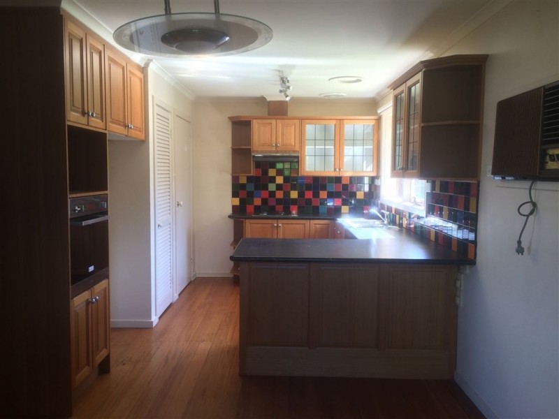 11 Miranda Close, Clayton South VIC 3169