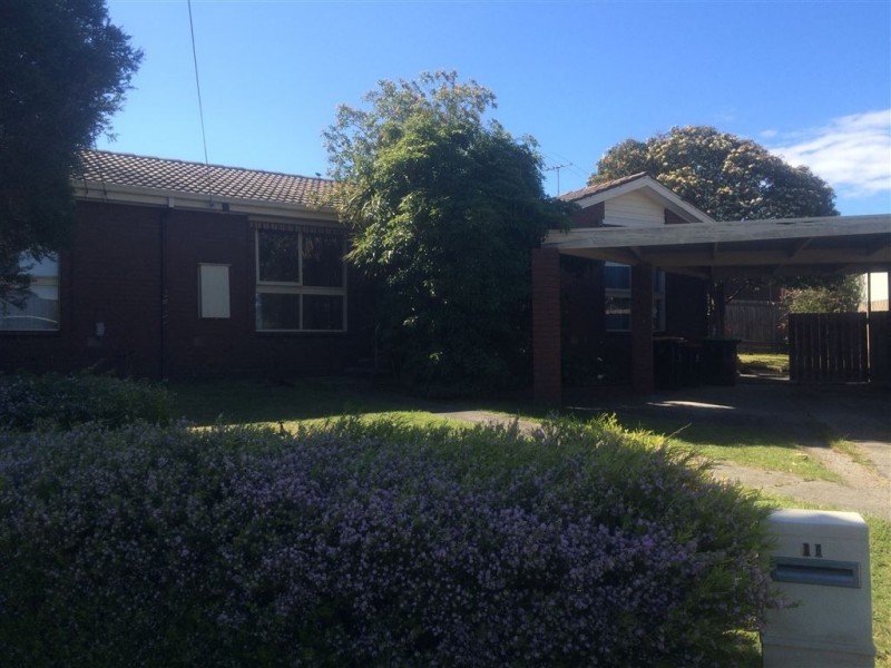 11 Miranda Close, Clayton South VIC 3169