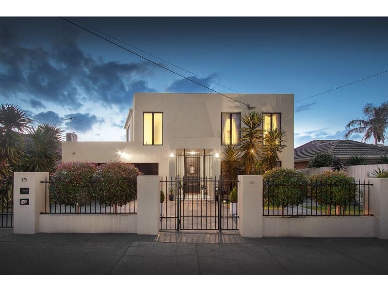 35 Crawford Road, Clarinda VIC 3169