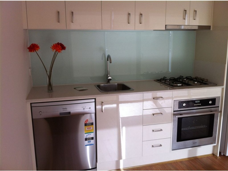 8/1424 Centre Road, Clayton VIC 3168