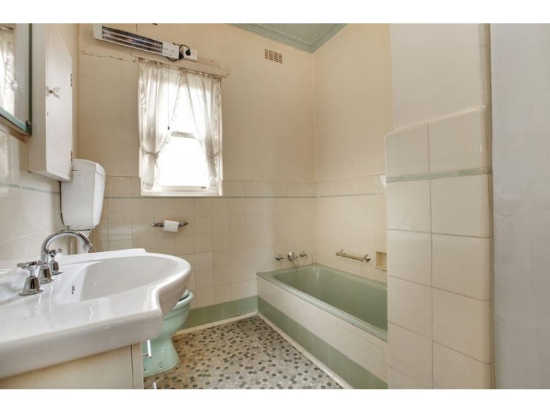 2041-2043 Dandenong Road, Clayton VIC 3168