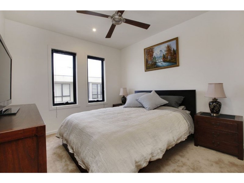 31/1324 Centre Rd, Clayton South VIC 3169