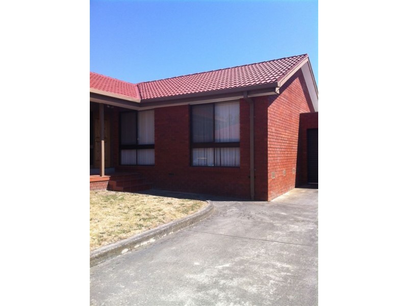 2/5 Iona Street, Clayton VIC 3168