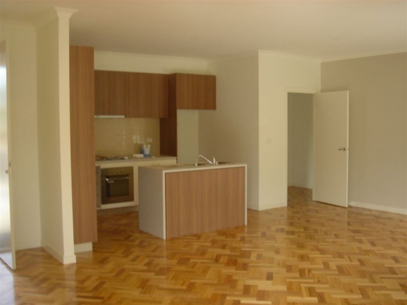 2/5 Morton Street, Clayton VIC 3168