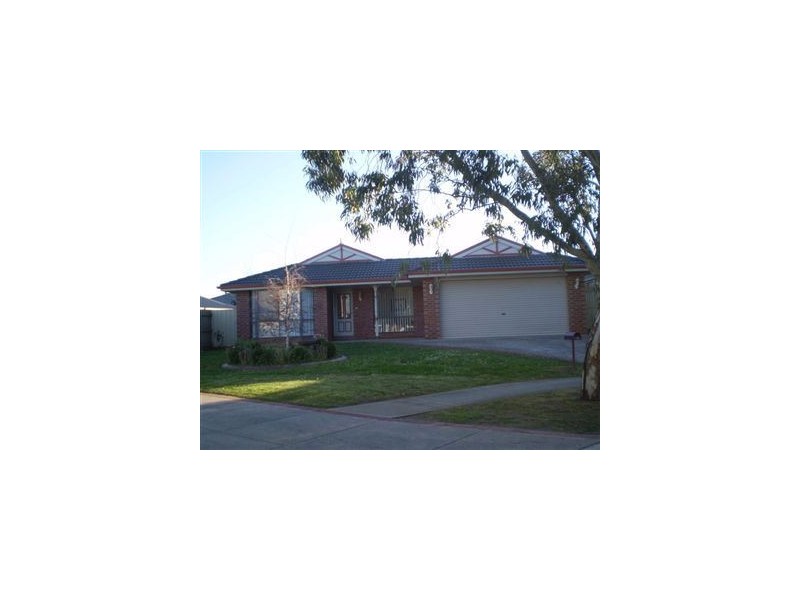 3 Dickson Mews, Berwick VIC 3806