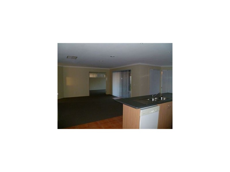 3 Dickson Mews, Berwick VIC 3806