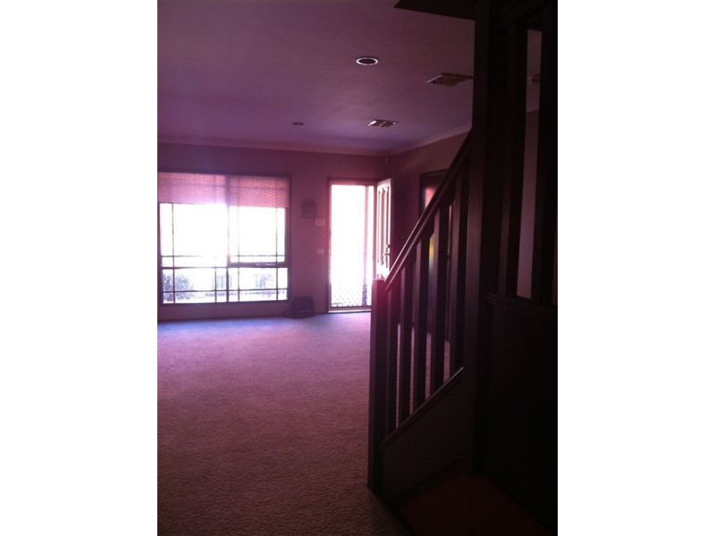 6 Kings Court, Oakleigh East VIC 3166