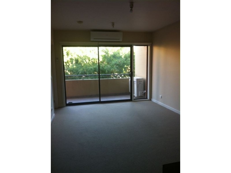 30/1 Greenfield Drive, Clayton VIC 3168