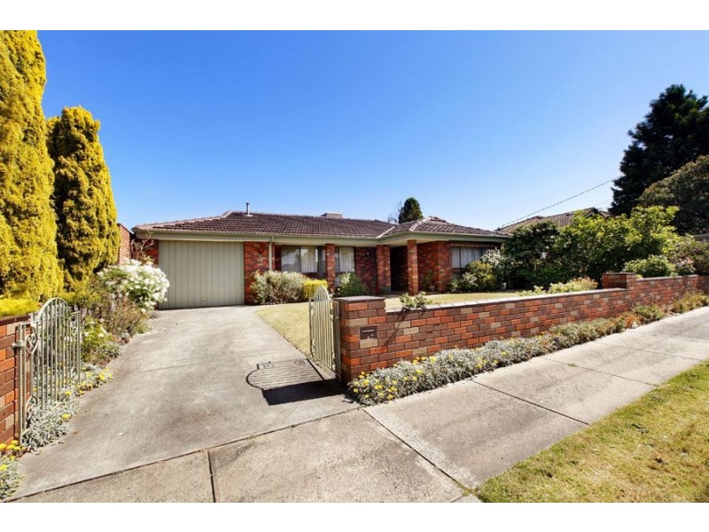 6 Christopher Court, Clarinda VIC 3169