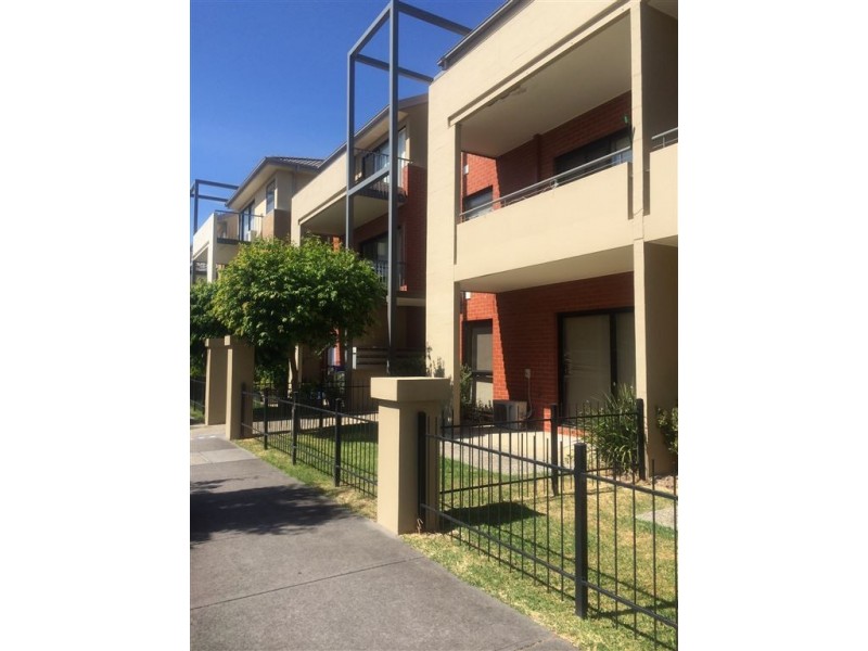 3/2 Greenfield Drive, Clayton VIC 3168