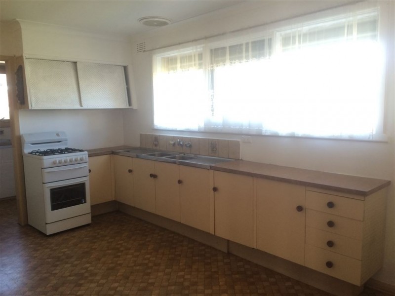 38 Milton Avenue, Clayton South VIC 3169