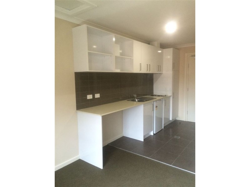 Apt 1/9 Gardiner Road, Clayton VIC 3168