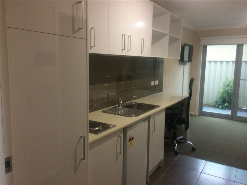 Apt 1/9 Gardiner Road, Clayton VIC 3168