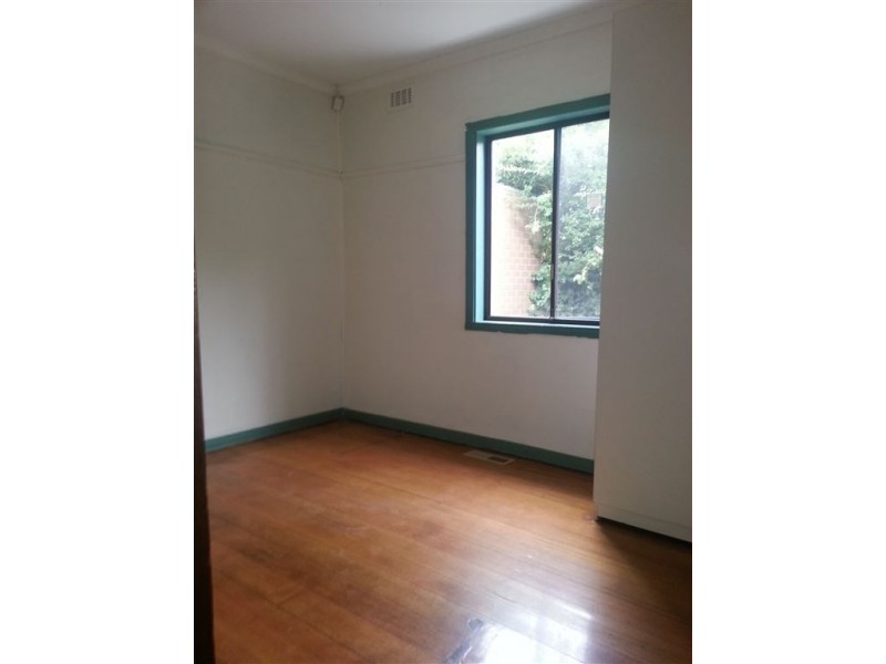 1/27 Main Road, Clayton South VIC 3169