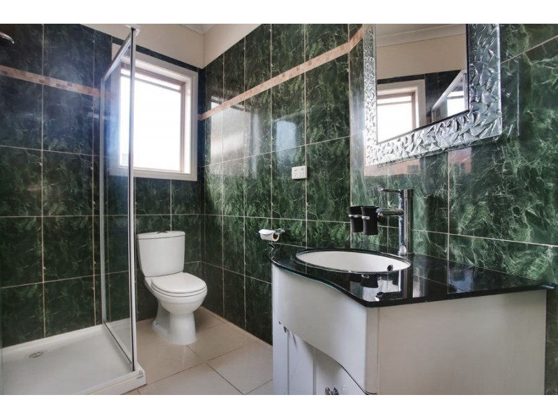 2/22 Manoon Road, Clayton South VIC 3169