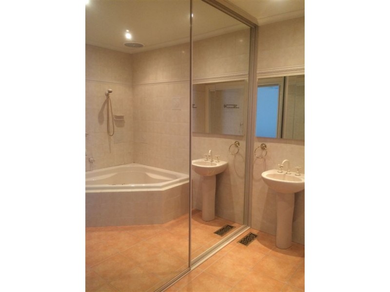 14 Charlotte Street, Clayton South VIC 3169