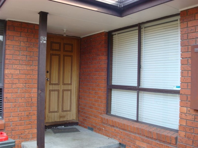 2/4 Seascape Street, Clayton VIC 3168