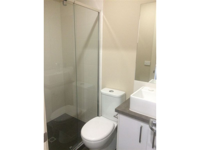 Apt 8/9 Gardiner Road, Clayton VIC 3168