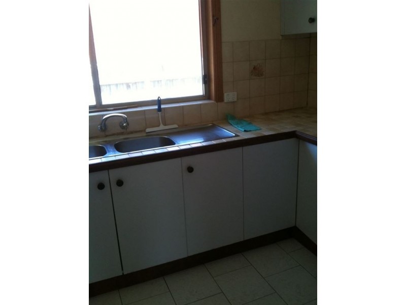 2/2 Whitburn Street, Clayton VIC 3168