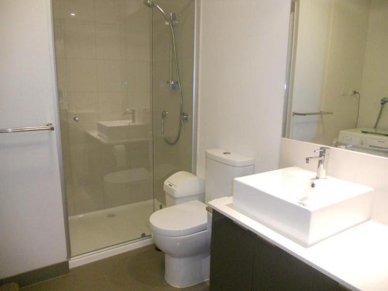 B317/60 Autumn Terrace, Clayton South VIC 3169