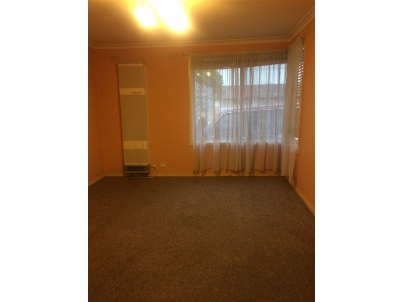 2/25 Oakes Avenue, Clayton South VIC 3169