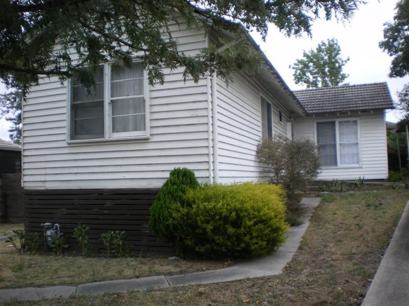 98 Paperbark Street, Doveton VIC 3177