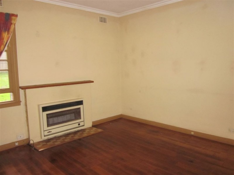 98 Paperbark Street, Doveton VIC 3177