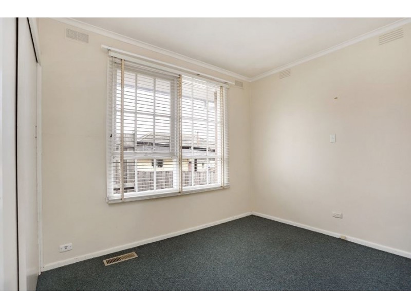 4/4 Waverley Road, Chadstone VIC 3148