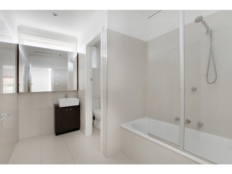 1/18 Wordsworth Avenue, Clayton South VIC 3169