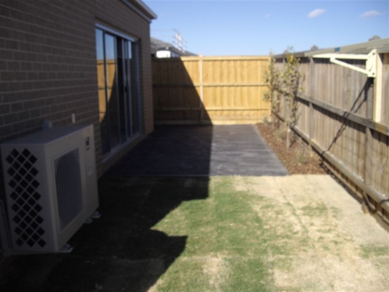 43 George Frederick Road, Cranbourne West VIC 3977