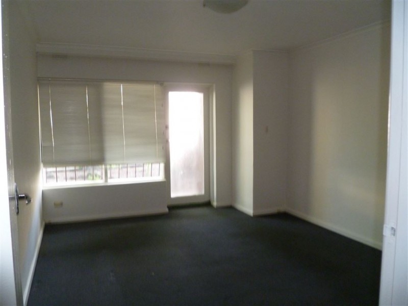 4/10 Kelvin Grove, Springvale VIC 3171