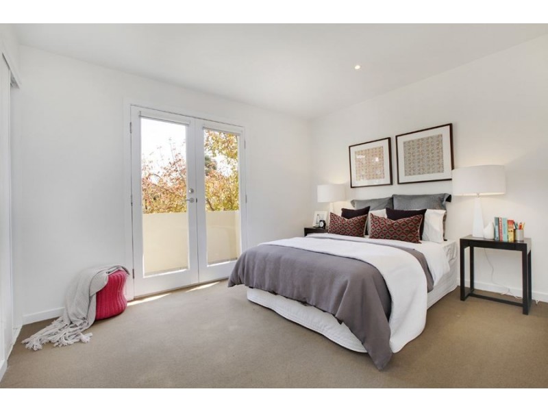 9 Leaf Court, Clayton VIC 3168