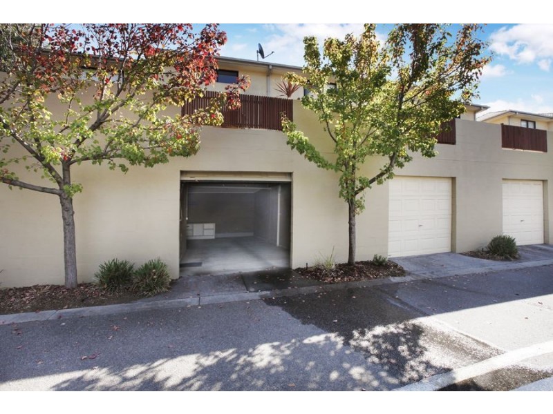 9 Leaf Court, Clayton VIC 3168