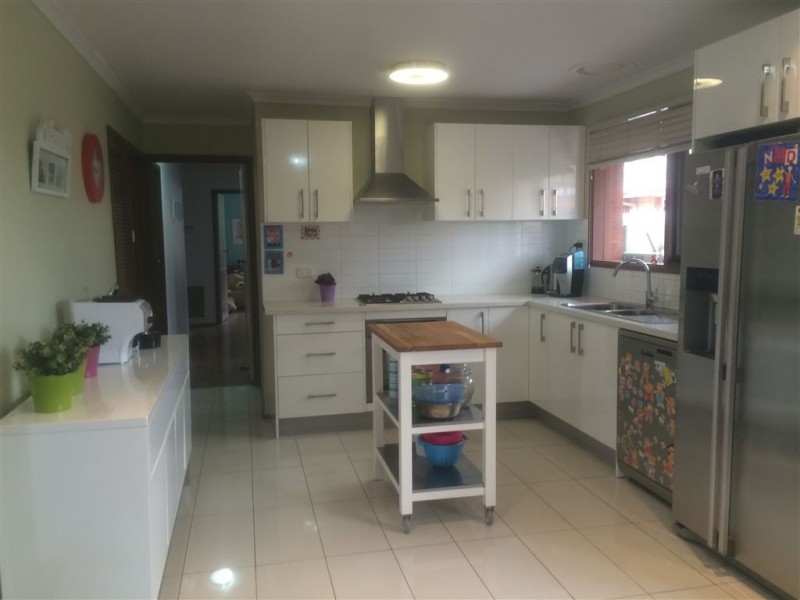 3 Barwon Court, Clayton South VIC 3169