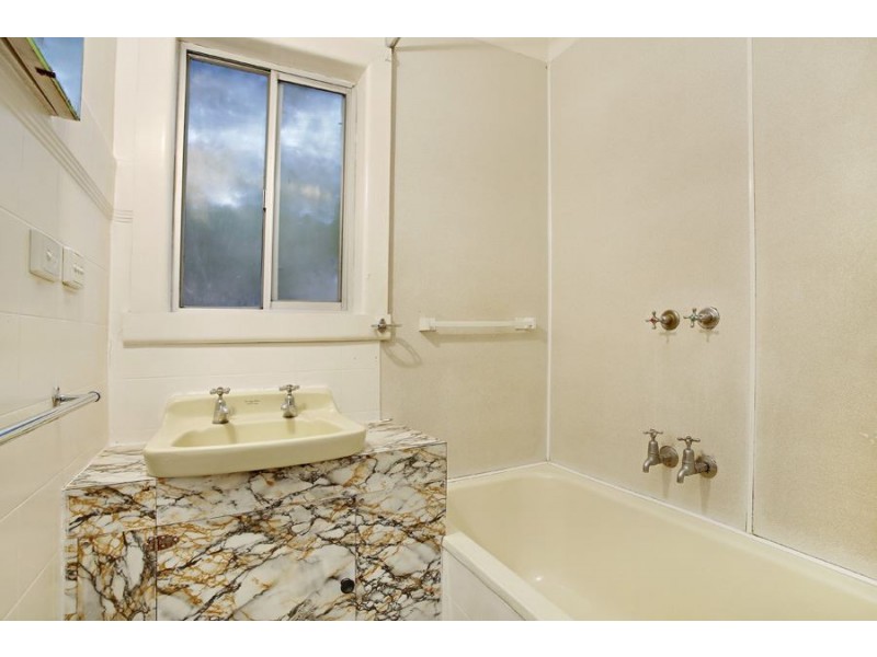 25 Mallawa Street, Clayton South VIC 3169