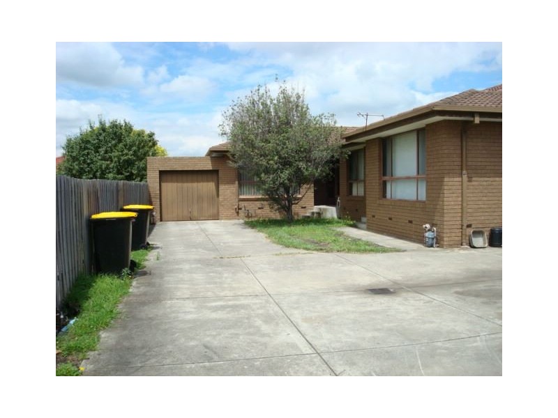 2/44 Bevan Avenue, Clayton South VIC 3169