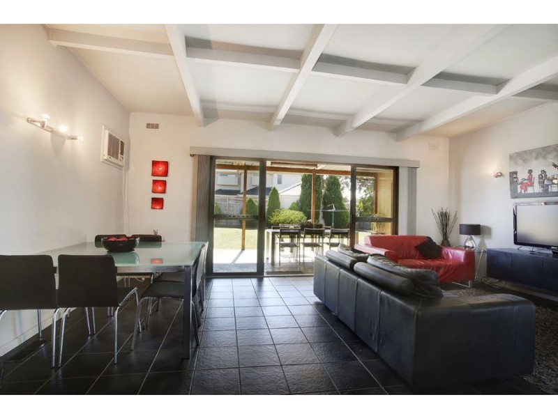 33 Hourigan Avenue, Clayton VIC 3168