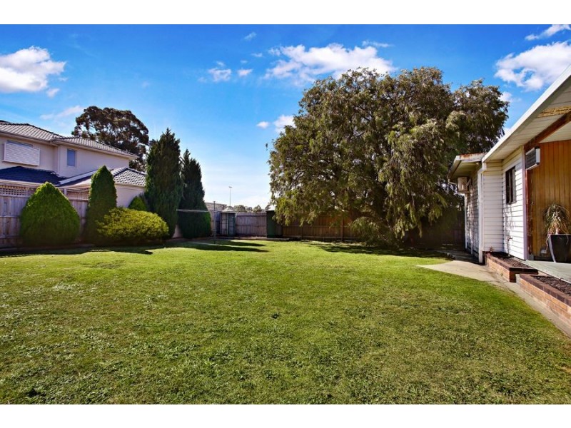 33 Hourigan Avenue, Clayton VIC 3168