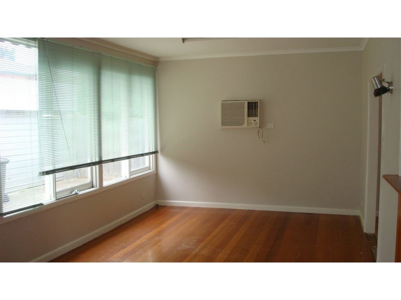 17 Hillside Road, Mount Waverley VIC 3149