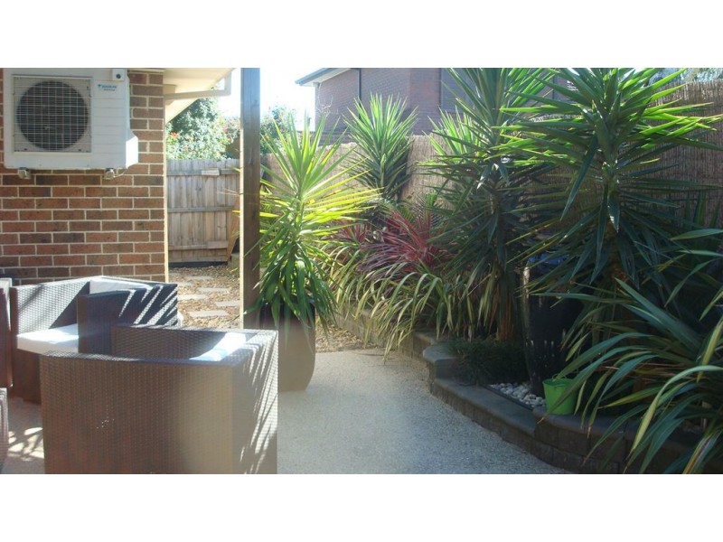 2/85 Ormond Road, Clayton VIC 3168