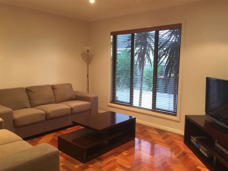 2/85 Ormond Road, Clayton VIC 3168