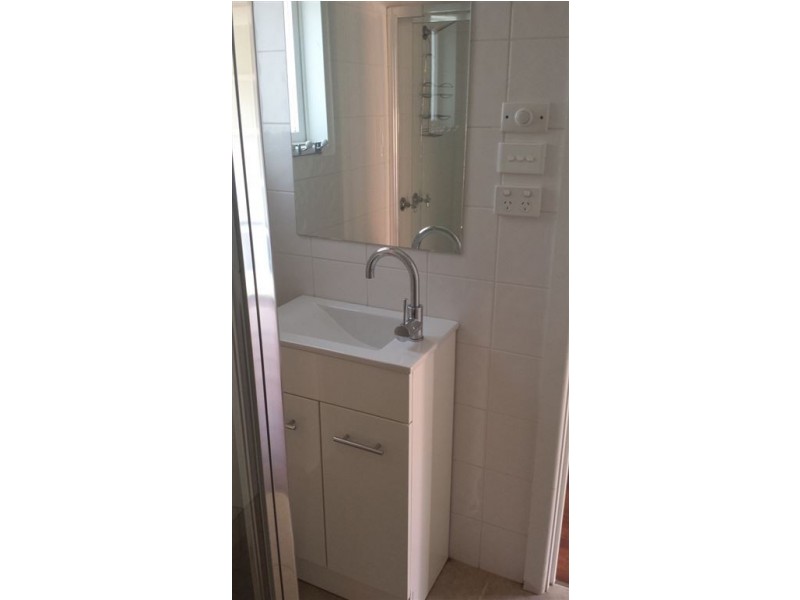 Room 7/70 Kanooka Grove, Clayton VIC 3168