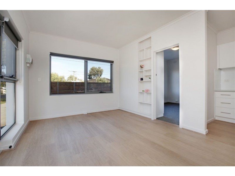 4/17 Rosstown Road, Carnegie VIC 3163