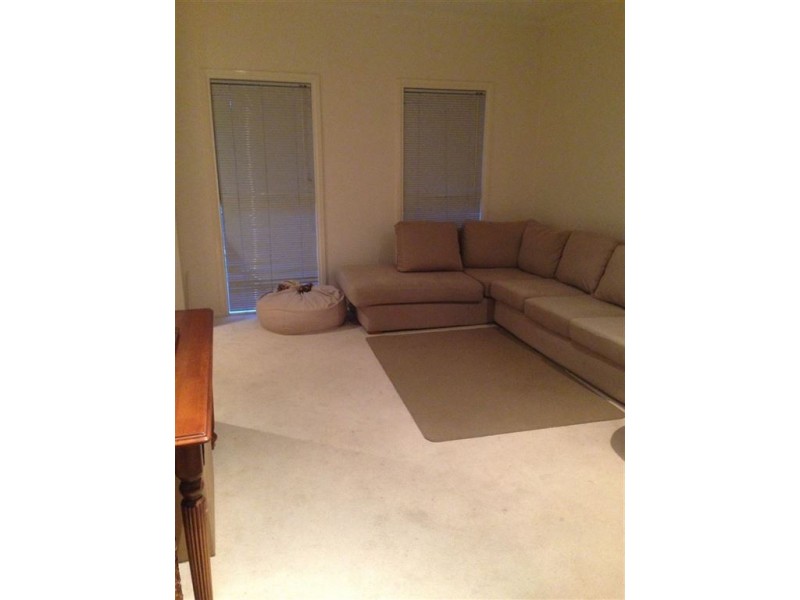 18 Parklane Way, Rowville VIC 3178