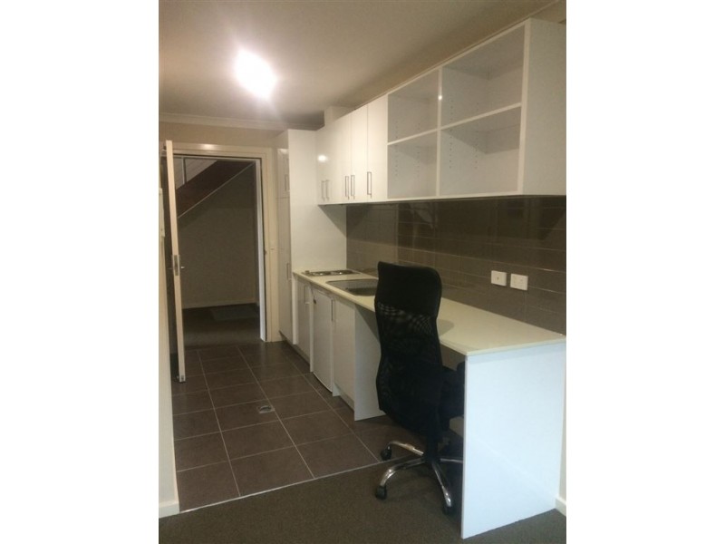 Apt 4/9 Gardiner Road, Clayton VIC 3168