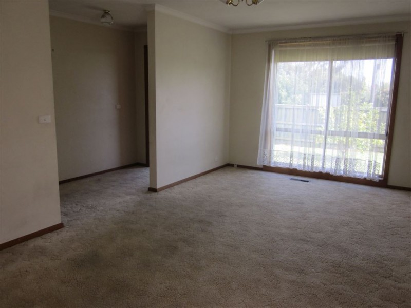 1/207 Carinish Road, Clayton VIC 3168