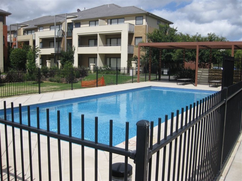 16/1 Greenfield Drive, Clayton VIC 3168